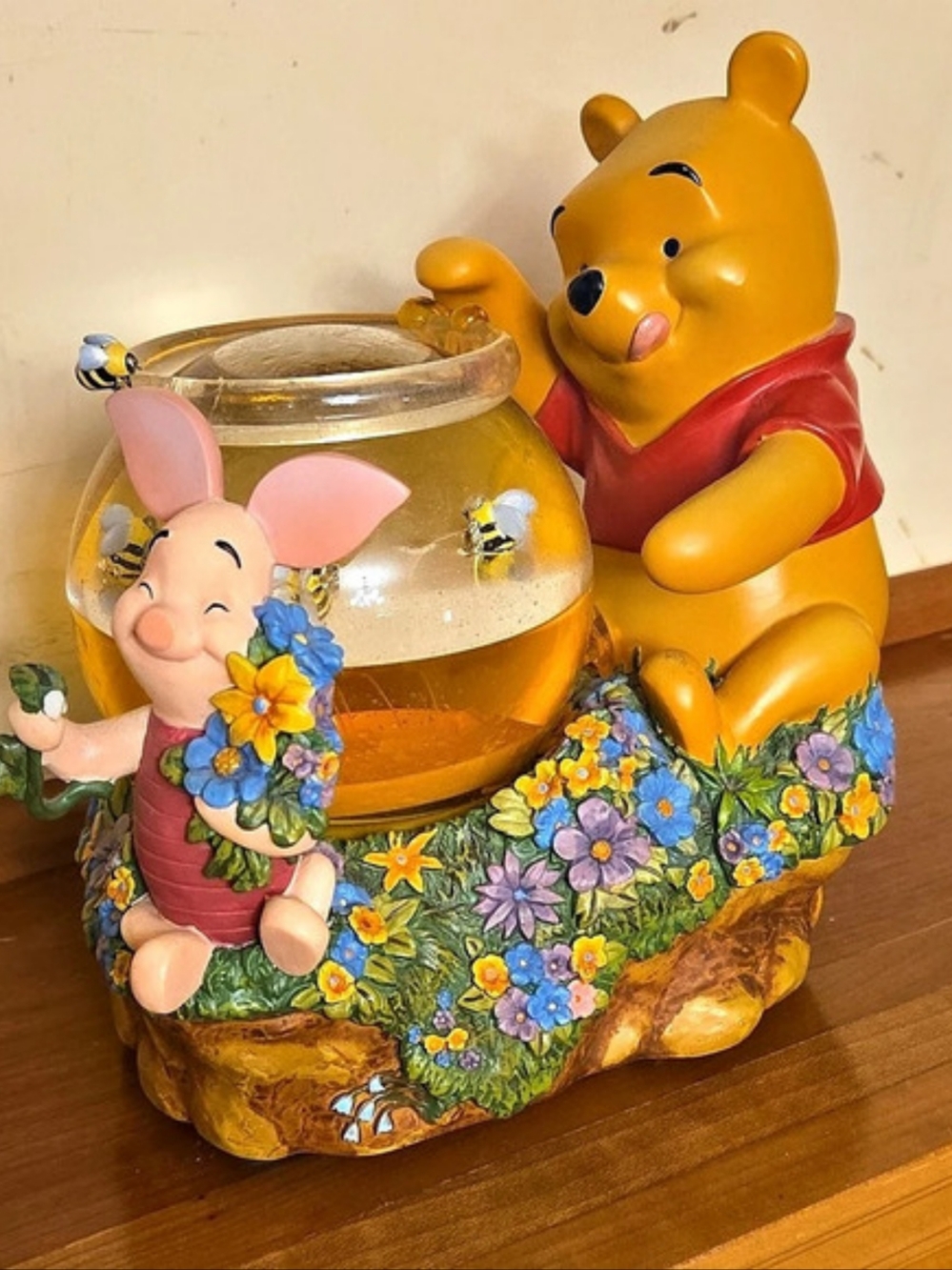 Disney Winnie the Pooh Fishbowl Figurine Fishbowl Figurine Floral Decor